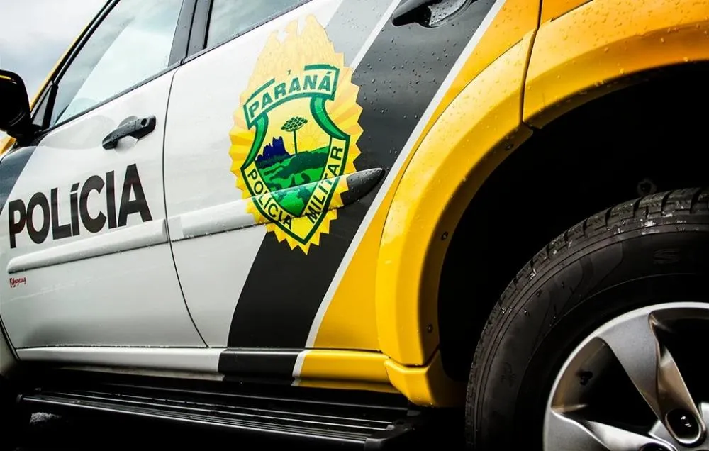 Sujeito é preso suspeito de agredir companheira na frente dos enteados em Ouro Verde do Oeste