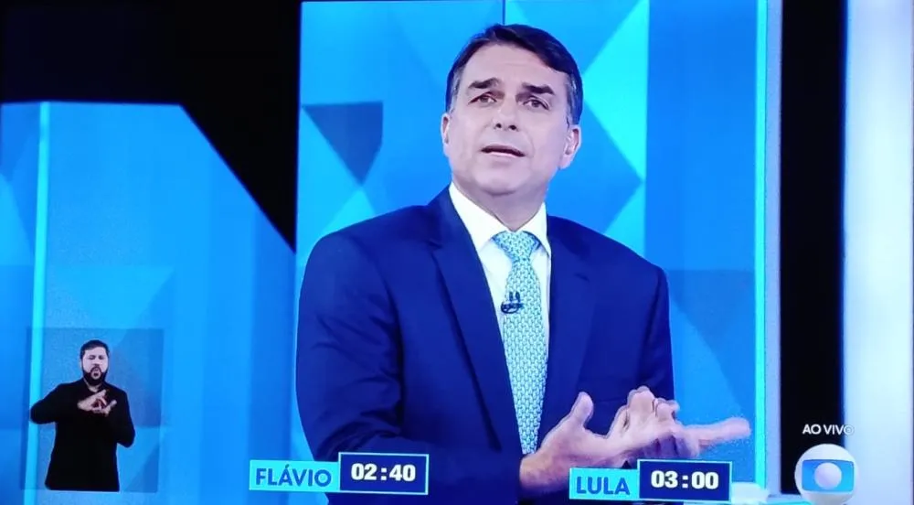 Flávio Bolsonaro vence nos seis municípios da região de Marechal Cândido Rondon